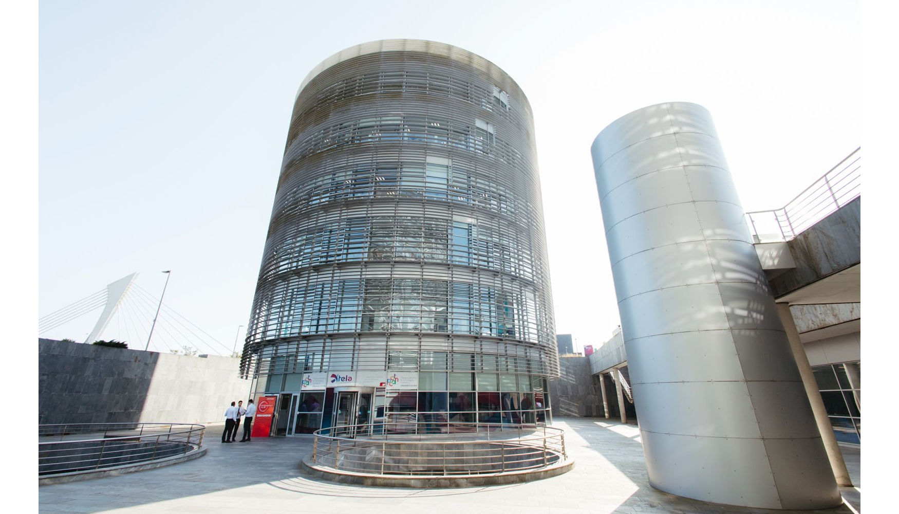 El espacio se presenta como un entorno din�mico dedicado al intercambio de ideas...