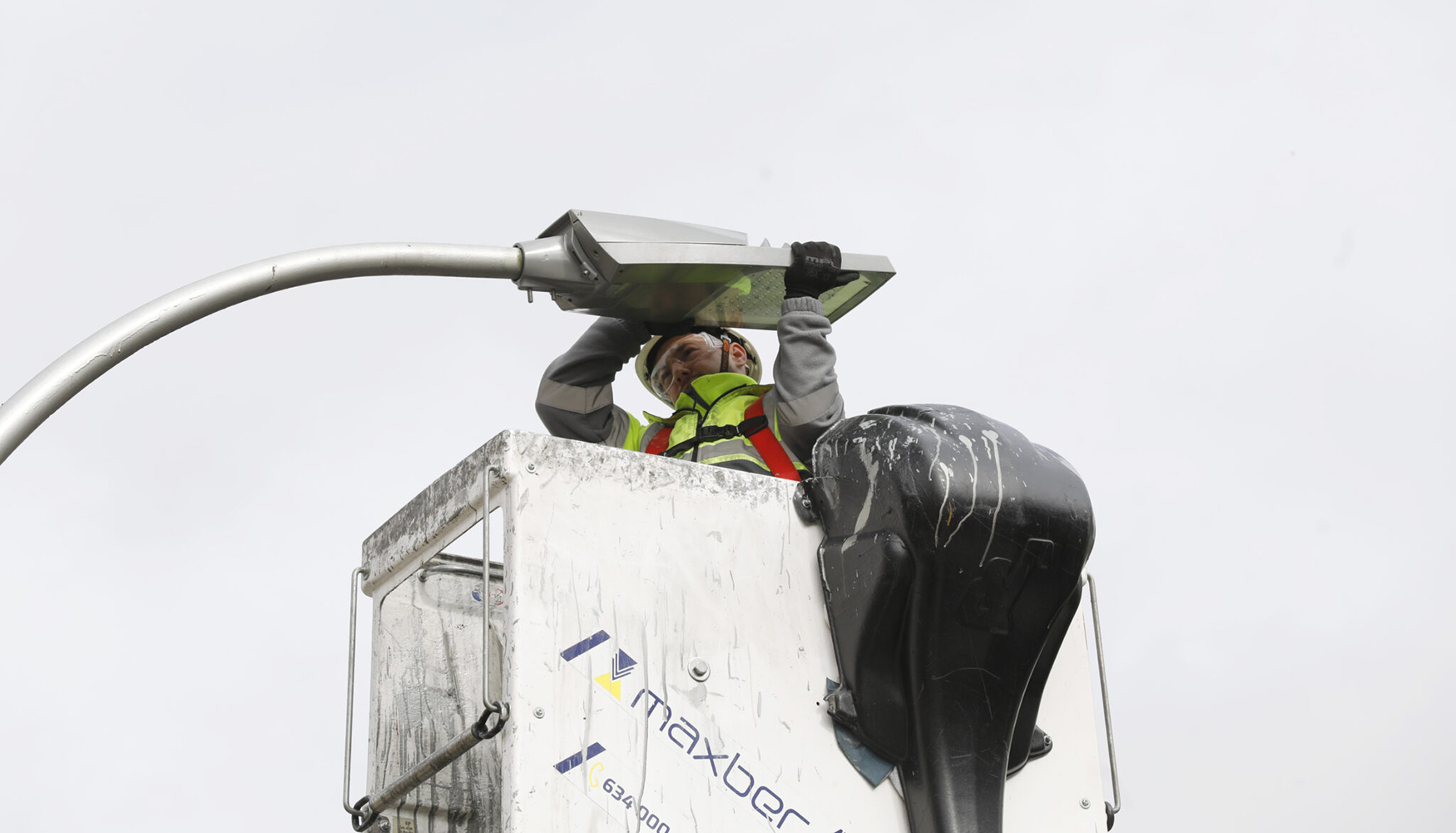 El importe global de esta contrataci�n p�blica asciende a 55,5 millones de euros...