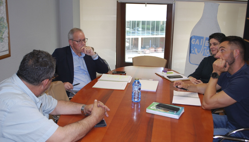 Reuni�n entre los representantes de la Xunta de Galicia y de la Asociaci�n de Criadores de la Raza Porcina Celta (Asoporcel)...