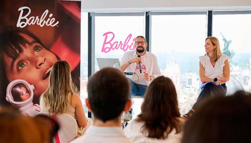 Barbie celebr� el 19 de junio en Madrid un evento junto al psic�logo Alberto Soler, especializado en educaci�n y crianza...