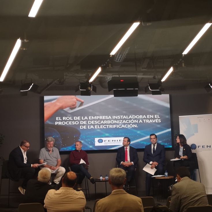 Celebraci�n de la jornada �El verdadero potencial del colectivo de empresas instaladoras. Mito o Realidad�, organizada por Fenie...