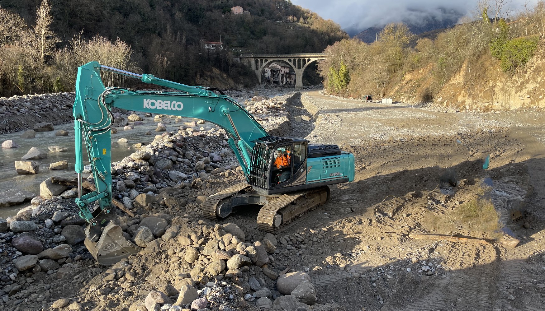 Excavadora SK350LC-11 de Kobelco