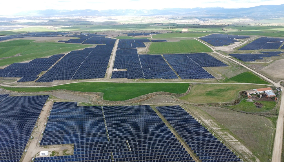 La viabilidad econ�mica a largo plazo del cl�ster ha quedado asegurada mediante la firma de diversos contratos de compraventa de energ�a (PPA...