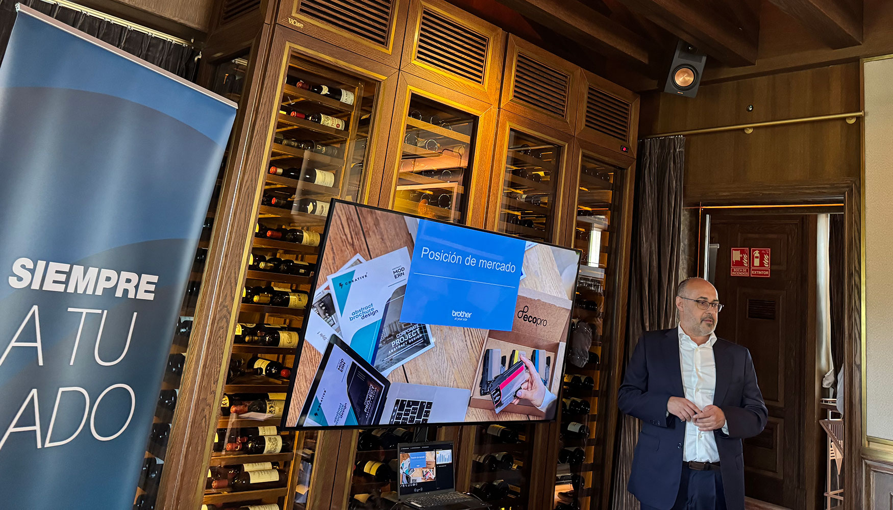 Jos� Ram�n Sanz, responsable de Marketing de producto de Brother Iberia, di� datos de la situaci�n del mercado de la impresi�n en Espa�a en 2024...