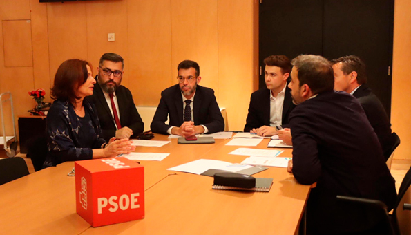 M� Luz Mart�nez Seijo, portavoz de Educaci�n del PSOE; Marc Lamu�, portavoz de la Comisi�n de Cultura; Amador Marqu�s...