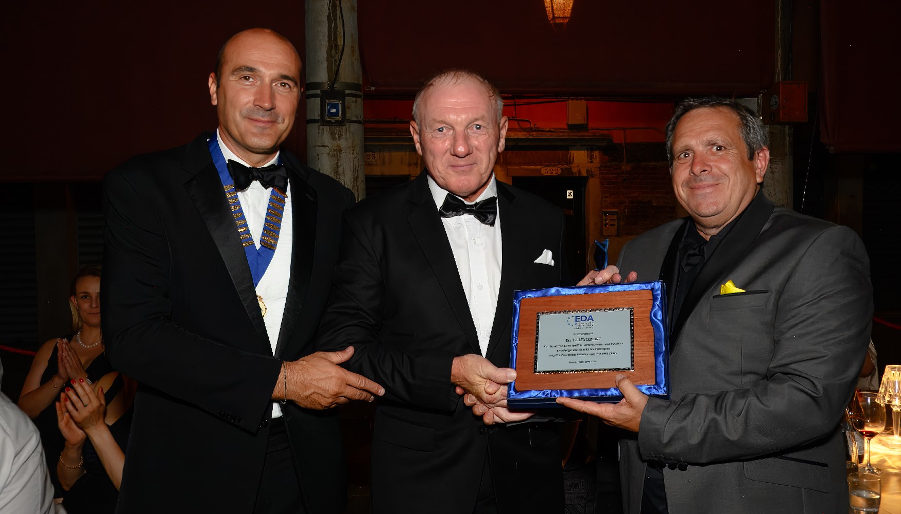 Reconocimientos del sector por parte de EDA