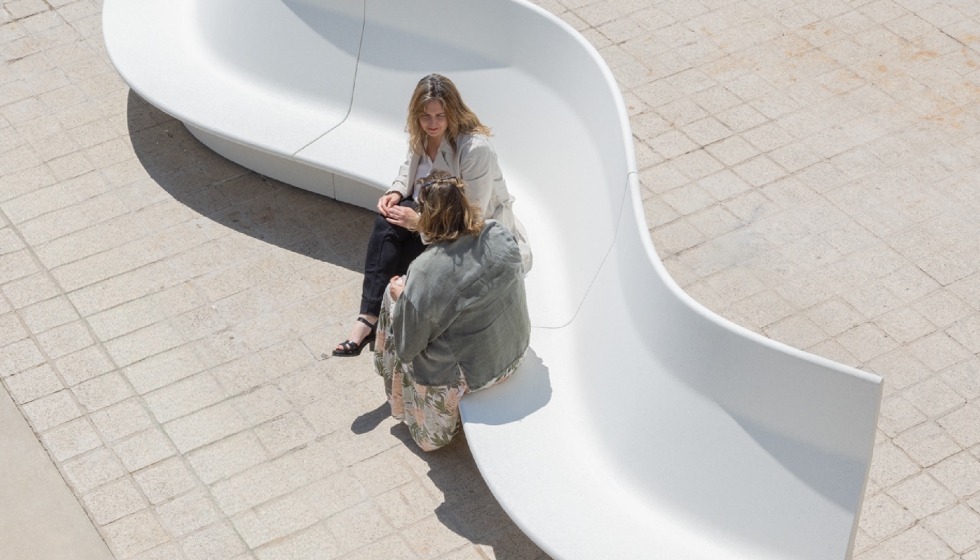 Gather de Escofet transforma la experiencia en el paisaje urbano