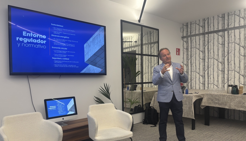 Antonio Ballester, CEO de Cementos La Cruz, en la presentaci�n del Plan Estrat�gico Horizonte 2030