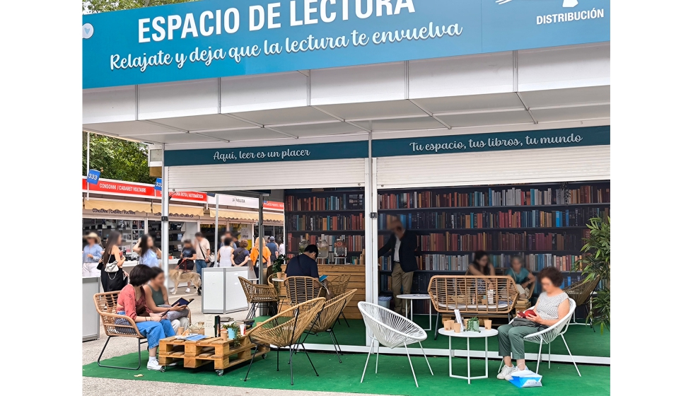 En el Taller de papel, alumnos de primaria elaboraron libros personalizados, descubriendo el valor expresivo y manual del papel...