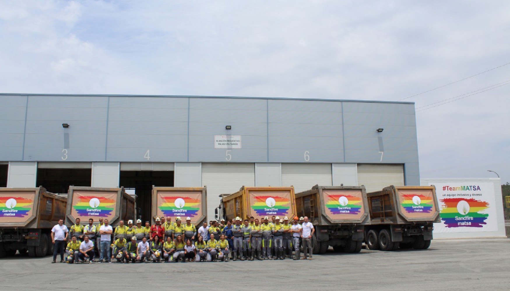 'Los camiones de Sandfire MATSA no solo transportan mineral'