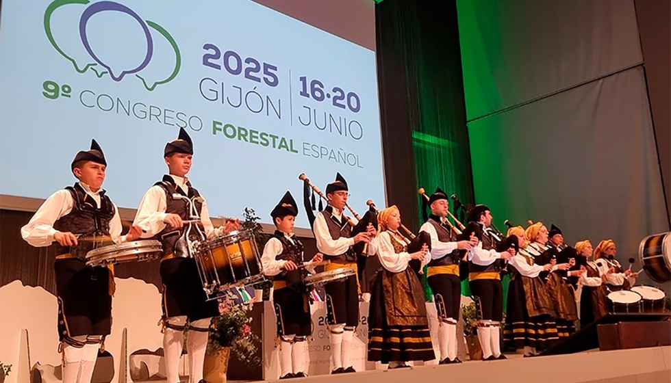 El equipo directivo de PEFC Espa�a comparti� su visi�n sobre sostenibilidad forestal en su stand informativo durante el Congreso...