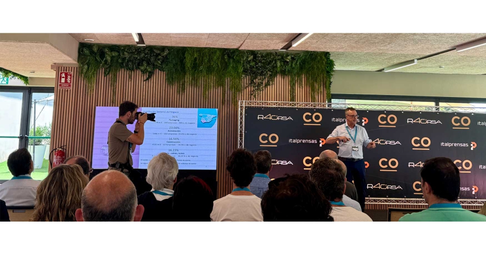 Docente y director t�cnico de Biesterfeld Ib�rica, Lerma imparte cursos de formaci�n sobre la transformaci�n de pl�stico...