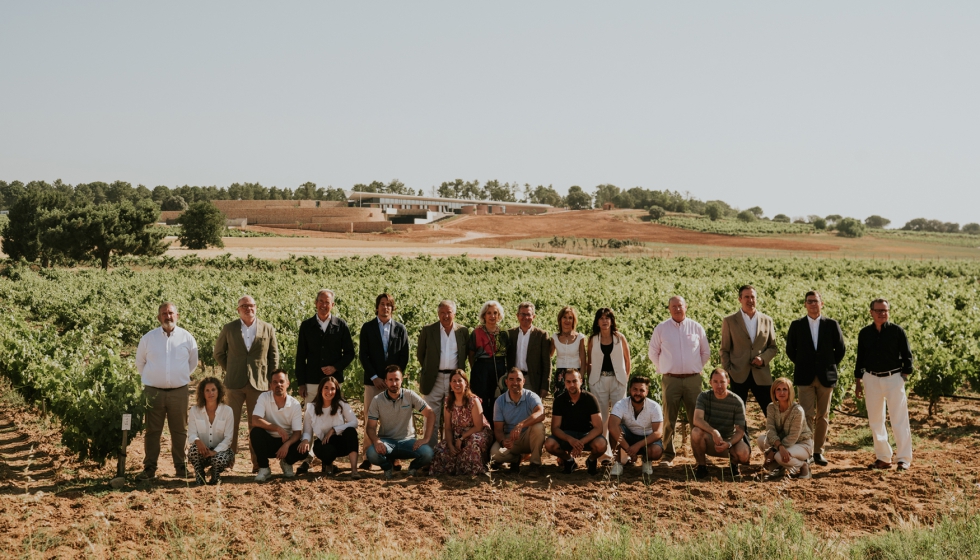 Carme PIn�s, Inexo, V�rtice 21 Ingenier�a y equipo Bodegas La Horra