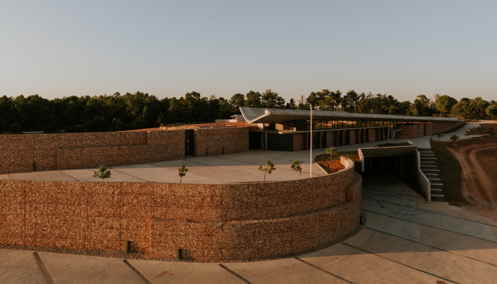 La nueva bodega est� comprometida con la sostenibilidad y el paisaje de la Ribera burgalesa