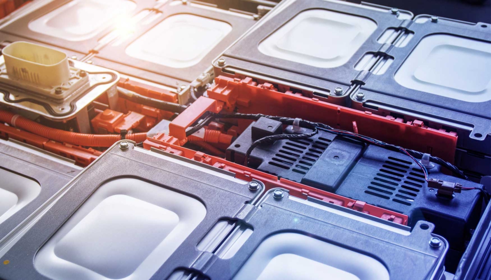 Syensqo presenta grados de color naranja para componentes cr�ticos de veh�culos el�ctricos