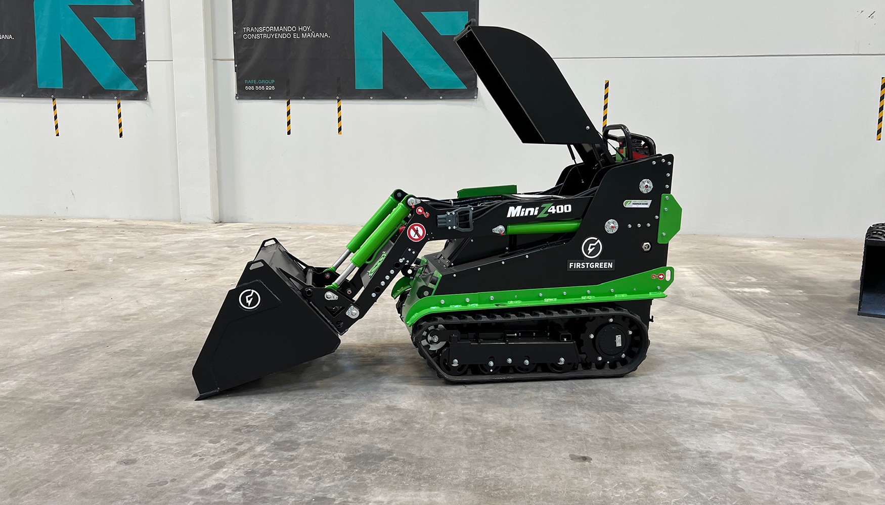 Las nuevas minicargadoras Firstgreen MiniZ 400 incrementan la capacidad de carga en el menor espacio...
