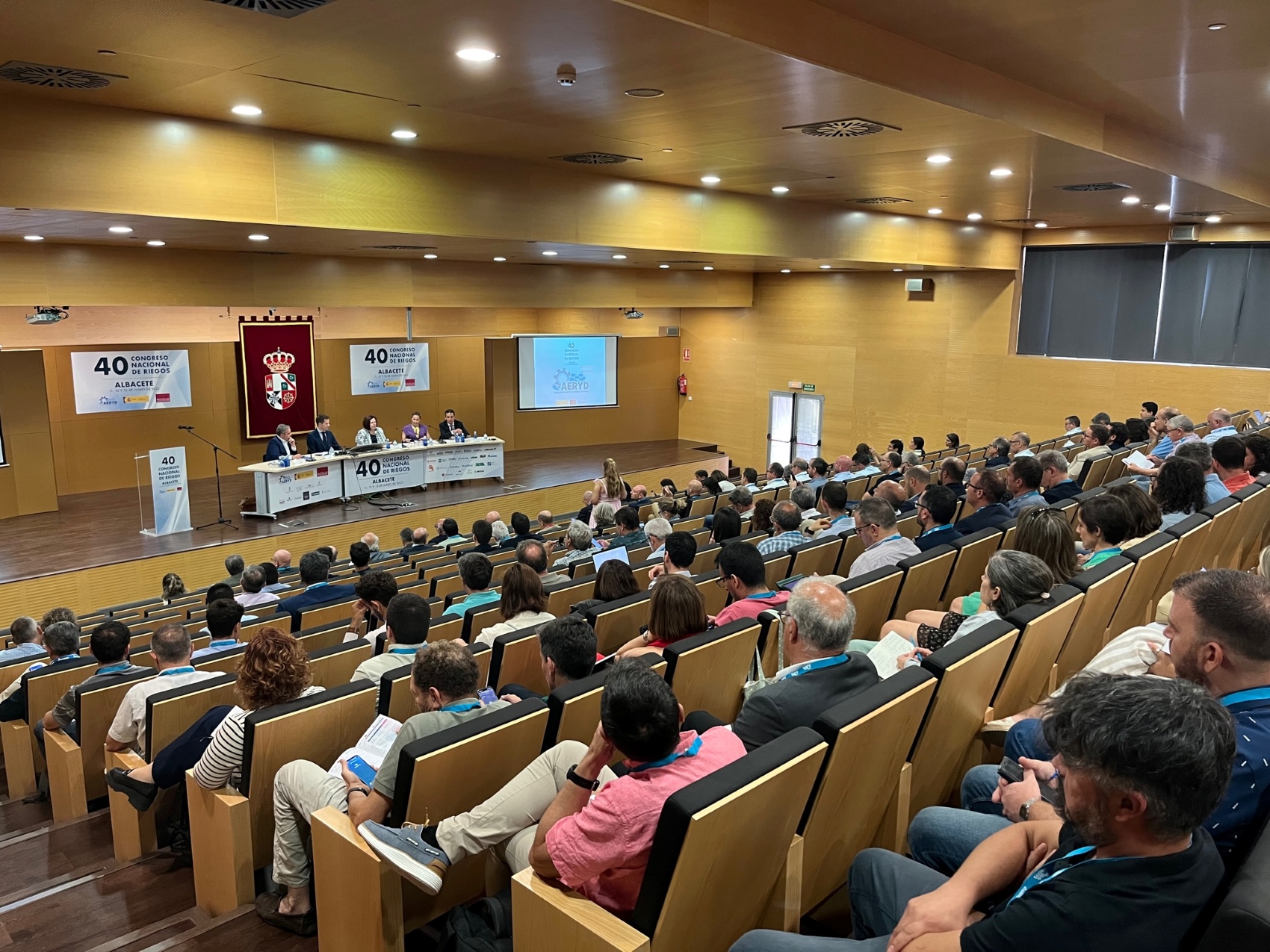 El Edificio Polivalente de la Universidad de Castilla La Mancha en Albacete acogi las sesiones cientfico-tcnicas...