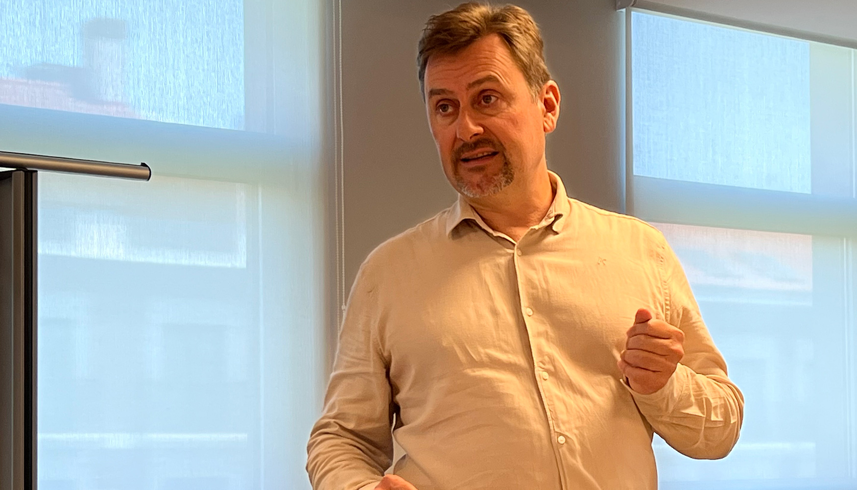 El director del M�ster de ESADE sobre Gesti�n de Fondos Europeos, Emilio Mulet, en un momento de su intervenci�n