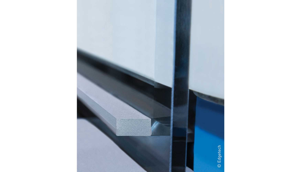 Super Spacer est disponible en color gris para satisfacer las exigencias de arquitectos e interioristas de mxima transparencia en acristalamientos...