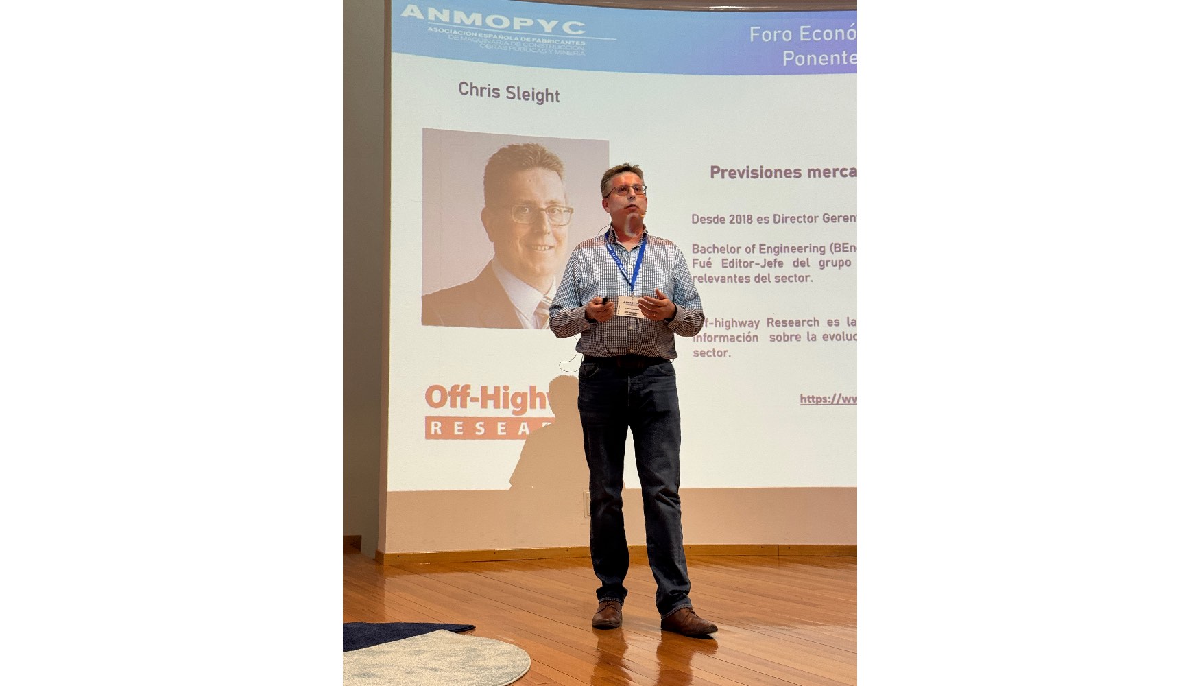 Chris Sleight, director gerente de Off highway Research