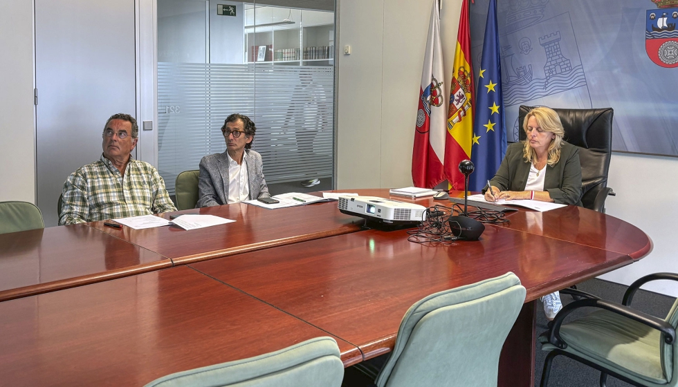 De izquierda a derecha...