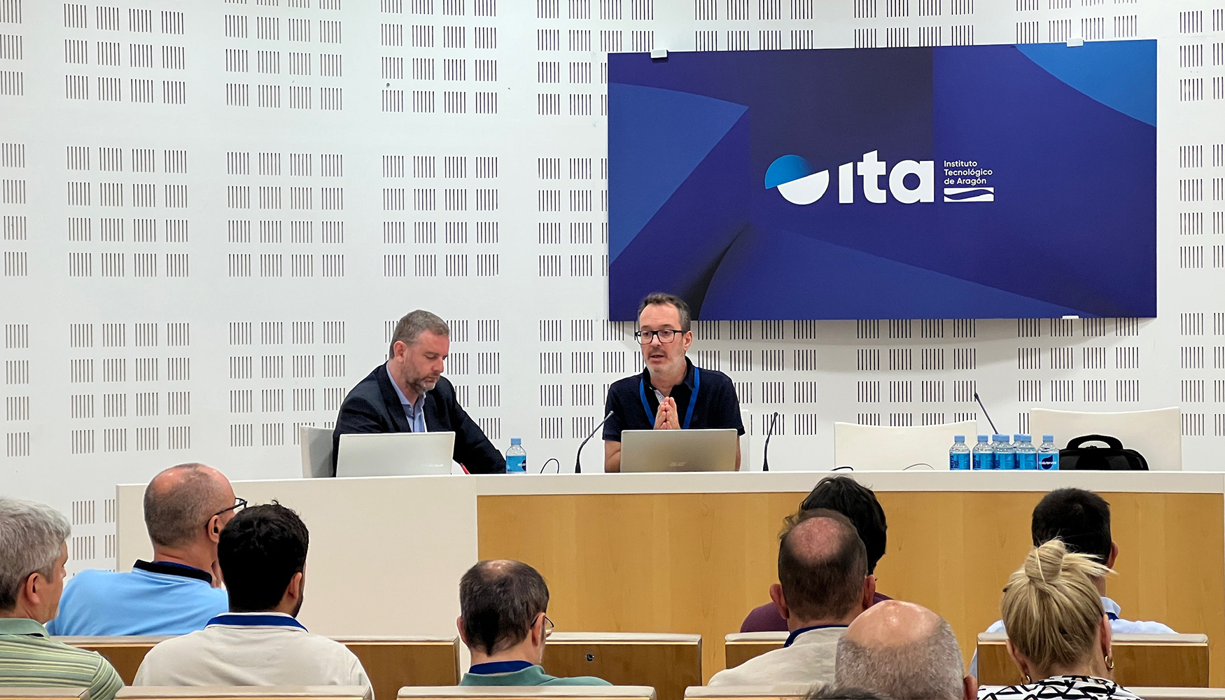 Sergio Serrano (Anmopyc) y Jos Antonio Jimnez (UNE)