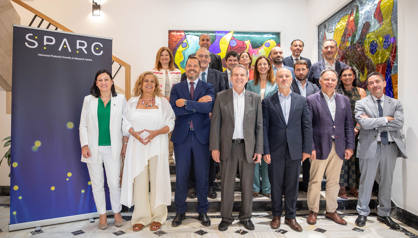 El acto de firma del acuerdo cont� con la presencia de Abel Caballero, alcalde de Vigo; con Javier Ponce...