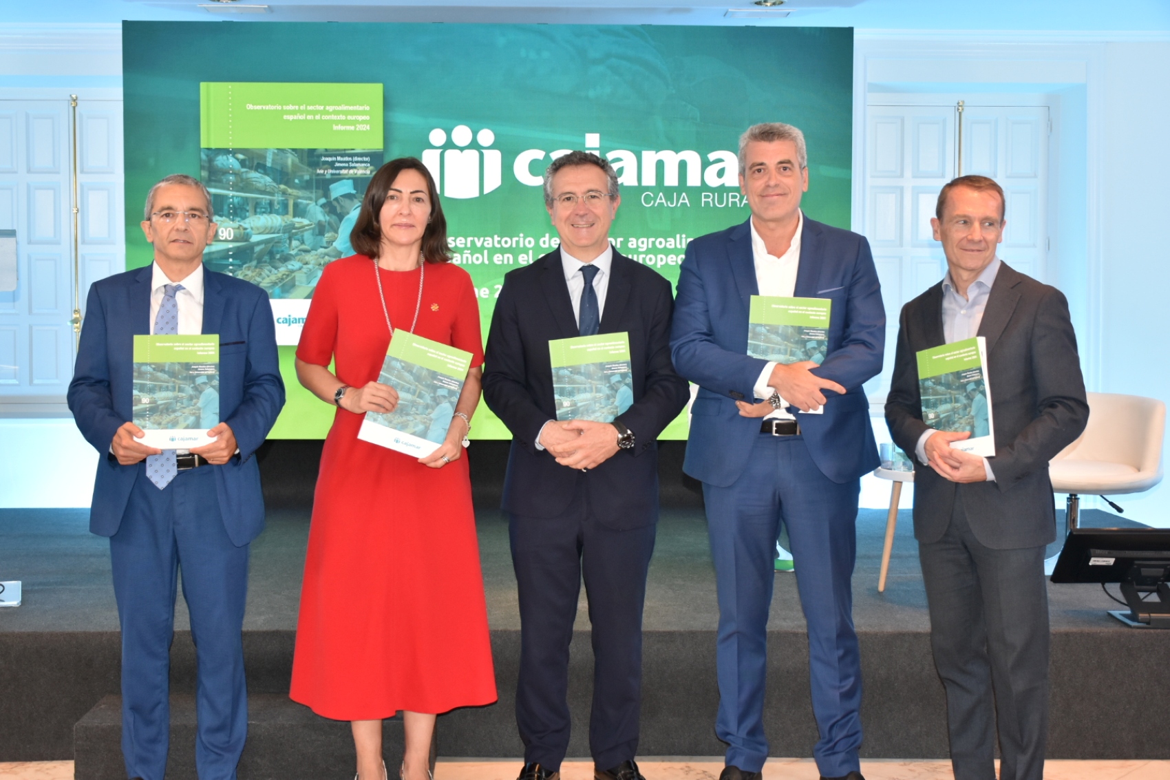 De izquierda a derecha, Joaqu�n Maudos, Ana Rodr�guez, Eduardo Baamonde, Jos� Antonio Montero e Ignacio Atance