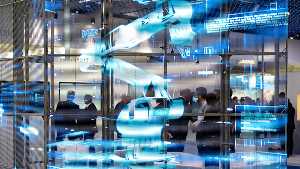 Juntas, a automatizao e a digitalizao contribuem para aumentar a eficincia e a transparncia dos processos de fabrico...