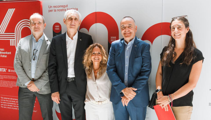 Aleix Torn, director ejecutivo de Interempresas, junto a Josep Usall, director general del IRTA, Imma Borrs...