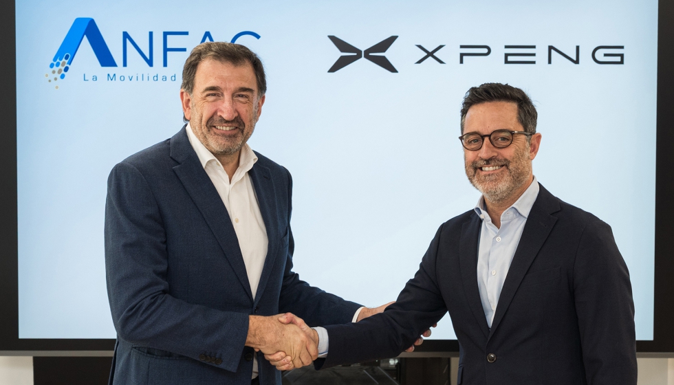 Jos Lpez-Tafall, director general de Anfac (izq...