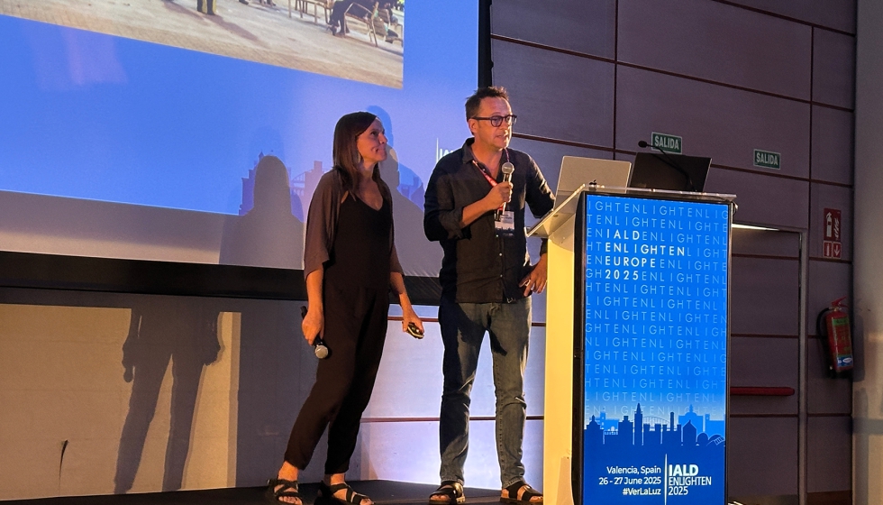 Alberto Barbera y Sara Ort�z Escalante invitaron a una nueva perspectiva de dise�o lum�nico urbano desde la perspectiva de la sostenibilidad...