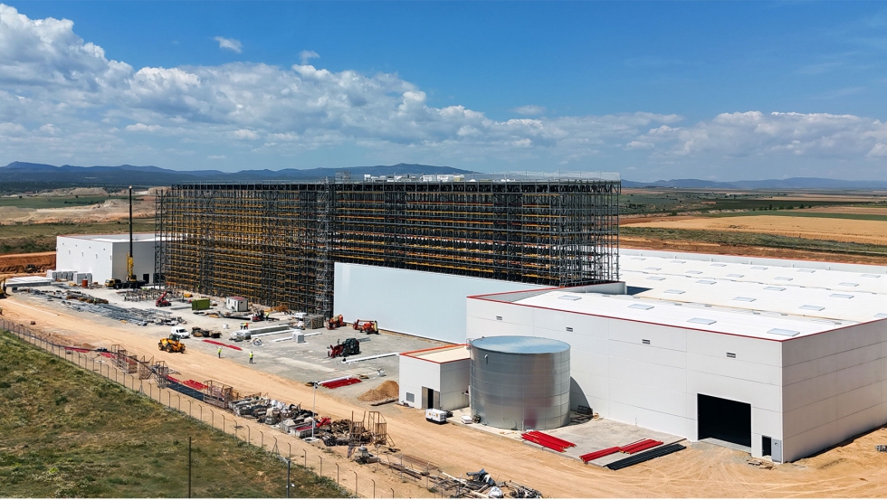 Foto de Polypal equipa el almacn autoportante de Aratea