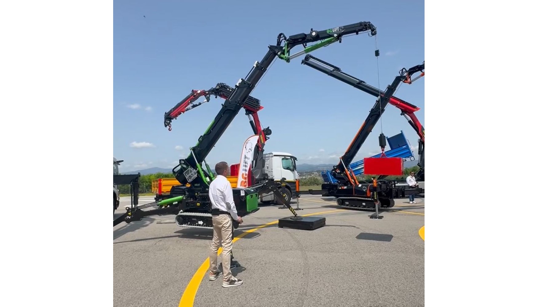 Maniobra con la BG LIFT M250 elctrica