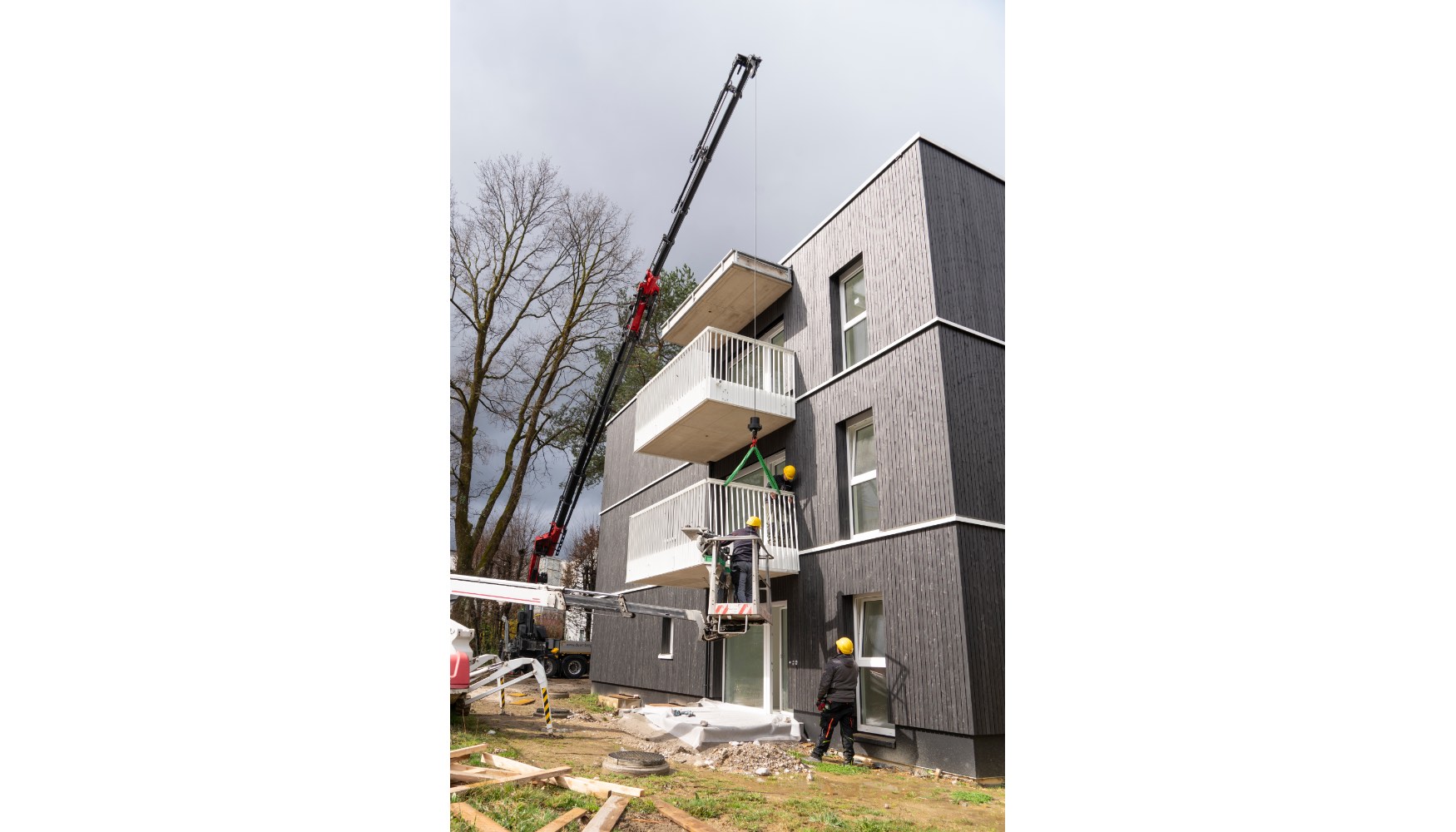 PK 580 TEC trabajando en la instalacin de barandillas