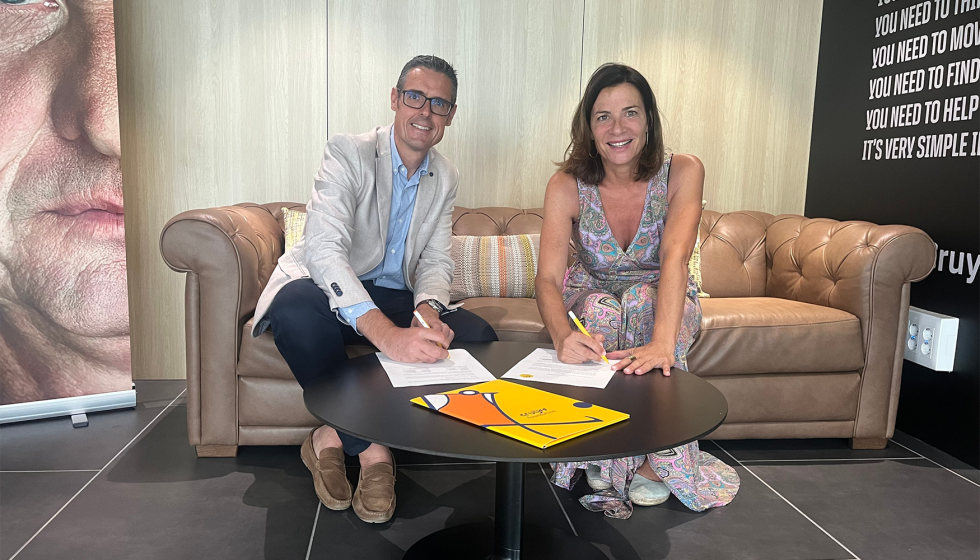 Manel Montero, director general de Grupo Moure, y Pati Roura Gil, directora Fundaci�n Cruyff