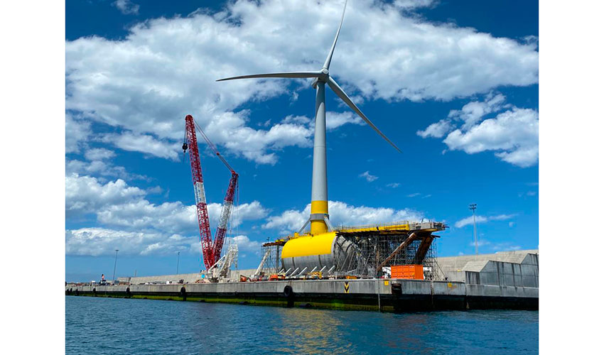 Proceso de construcci�n de una Unidad M�vil de Energ�as Renovables Marinas (MORU)...