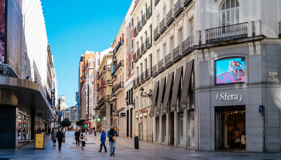 Foto de Las rebajas arrancan con fuerte cada de clientes en las calles y en las tiendas