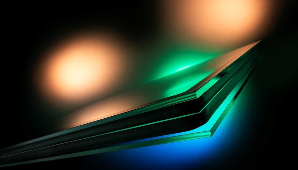 Unidad triple TPS -IG con cristal central ultrafino de 0,5 mm. � Glaston Germany GmbH