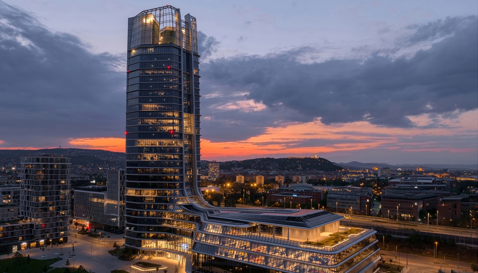 Super Spacer es una soluci�n id�nea para ventanas de vidrio aislante, acristalamientos comerciales y acristalamientos estructurales...