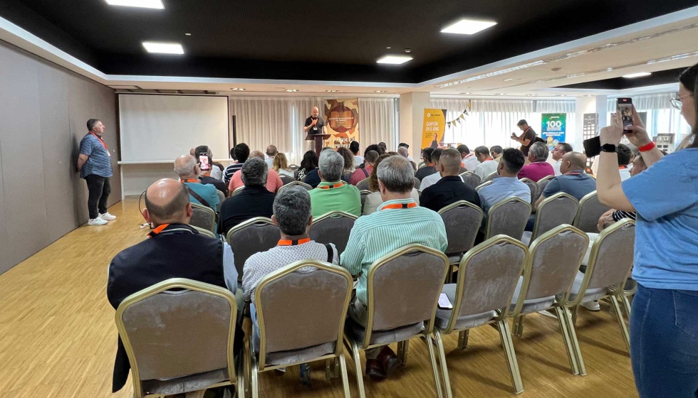 La jornada cont� con una nutrida asistencia de profesionales