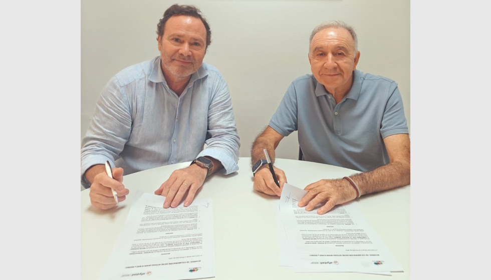 A la izquierda, Andrs de la Dehesa (SPAIN IS BIKE). A la derecha, Antoni Poveda (RedBici)