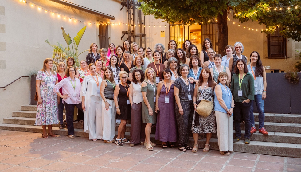 Participantes de la segunda edici�n del encuentro anual de mujeres del sector de la Ferreter�a