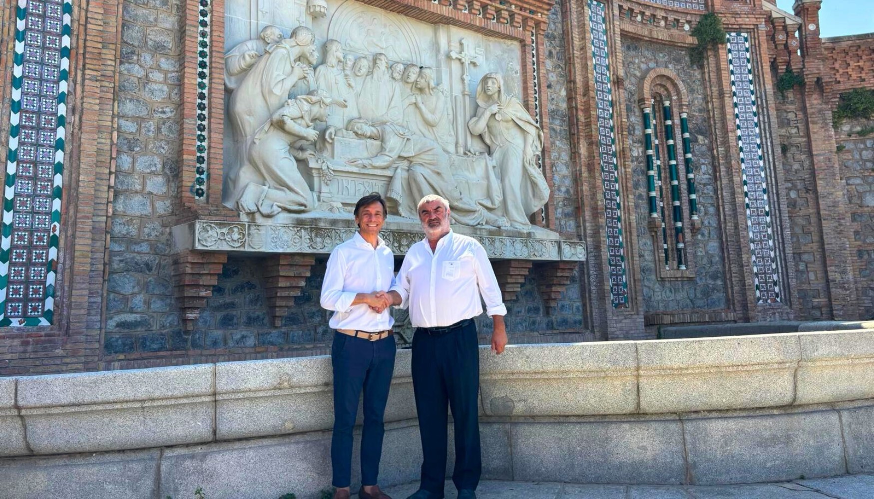 Firma del acuerdo entre mateco y Sergruco