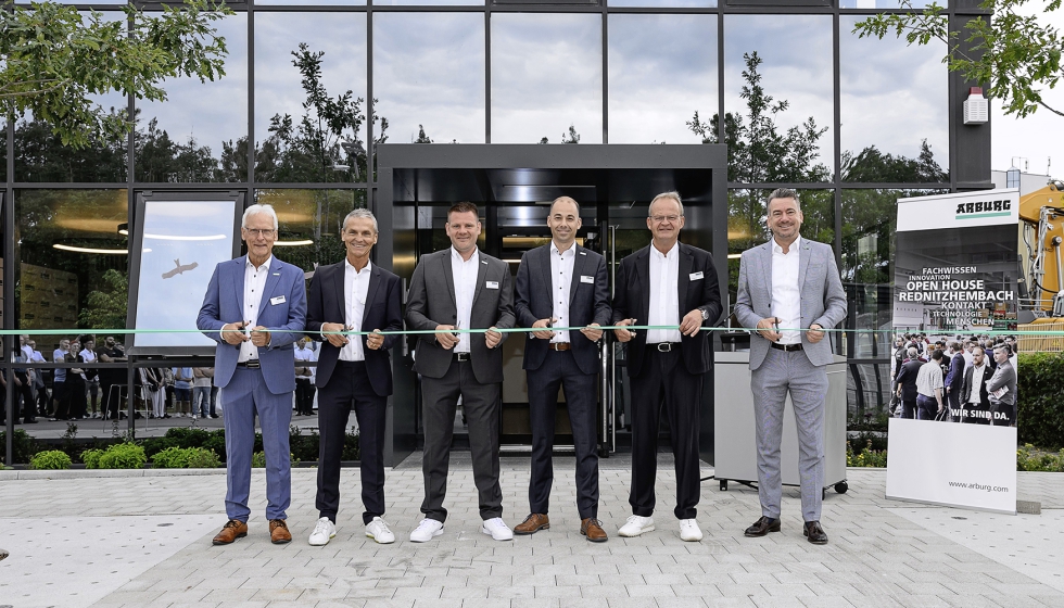 Reapertura del ATC Rednitzhembach (de derecha a izquierda)...