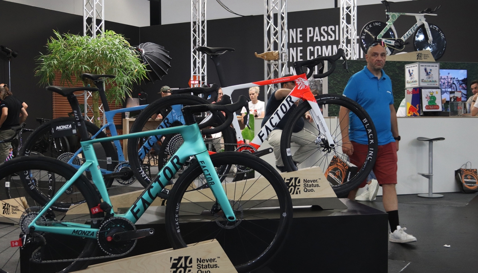 La belleza y elegancia de las bicis de Factor no poda faltar en Eurobike