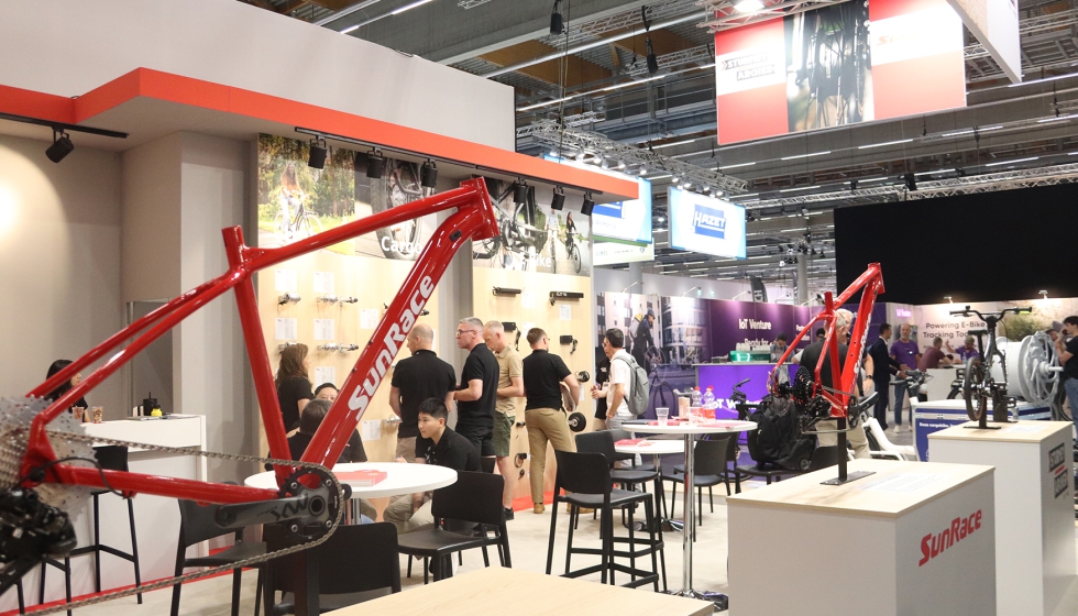 Los cassettes de Sunrace merecen una parada en su stand. Cada vez presentan una gama ms amplia
