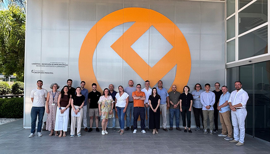 Tanto los paneles reparados como las fracciones valorizadas sern introducidos en un mercado especfico...