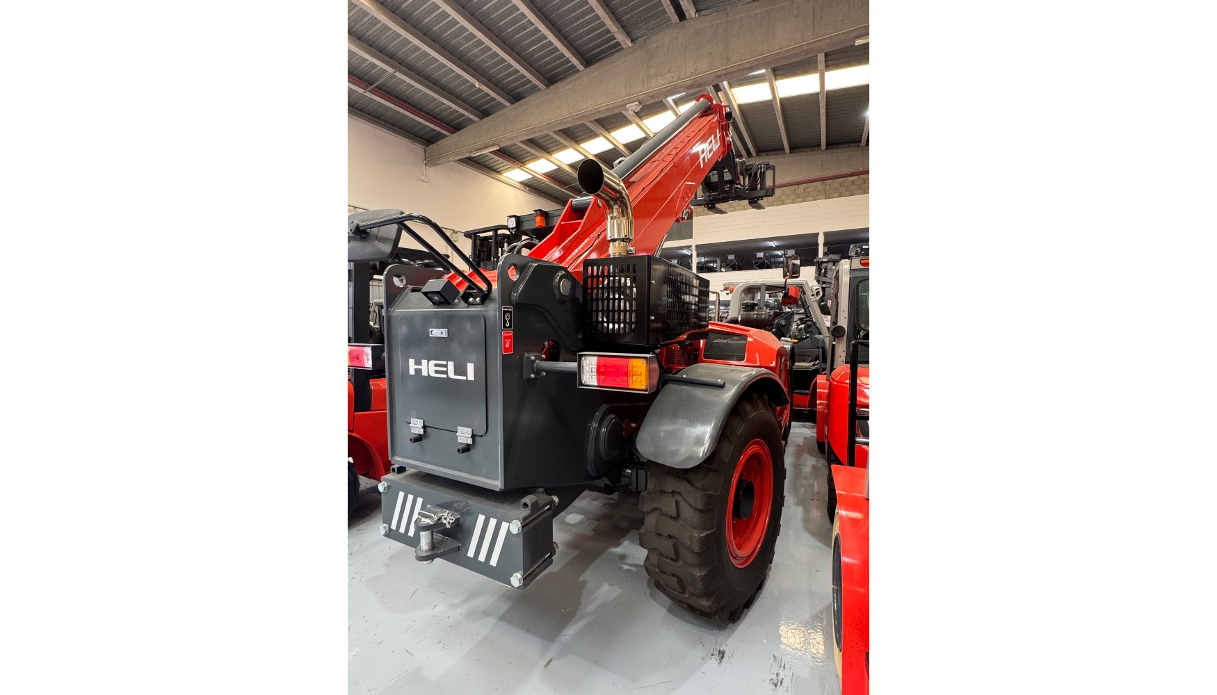 El cliente puede encontrar en el amplio catlogo de Heli el equipo que mejor se ajusta a sus necesidades