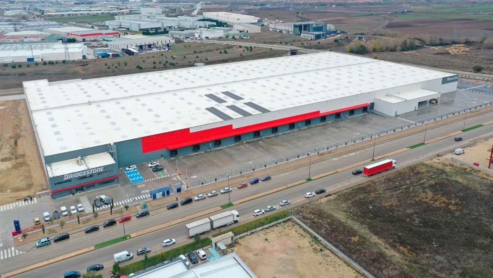 Park Burgos: almac�n de 44.400m2 construido para Bridgestone